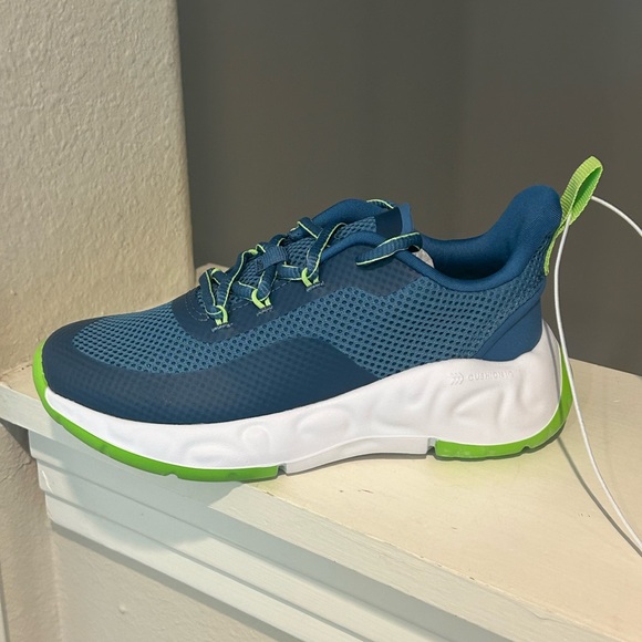 All In Motion Kids Camren Athletic Performance Fashion Sneakers Blue Youth Sz 13 - Picture 4 of 9